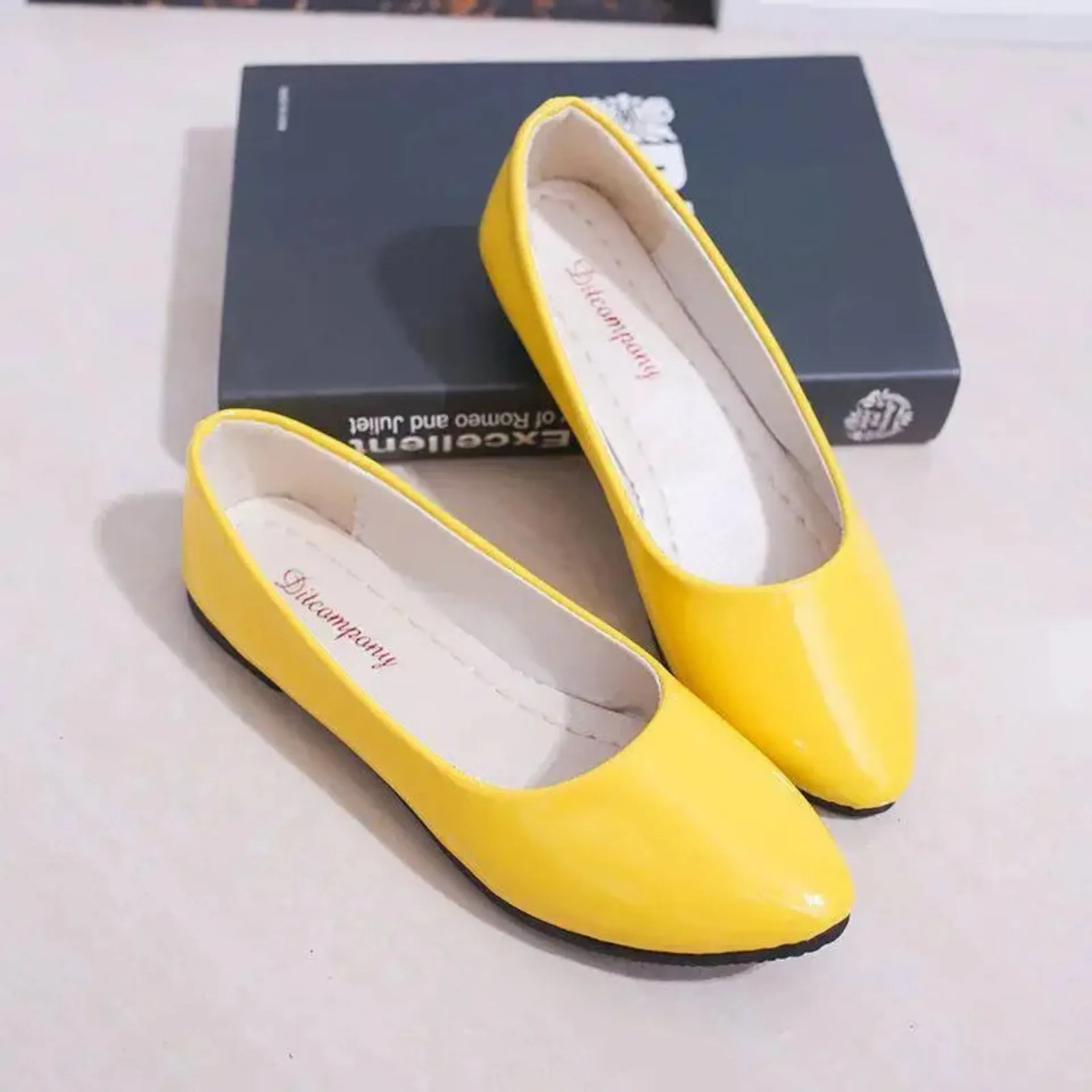 Merendy Dotorea Candy Colors Ballet Flat