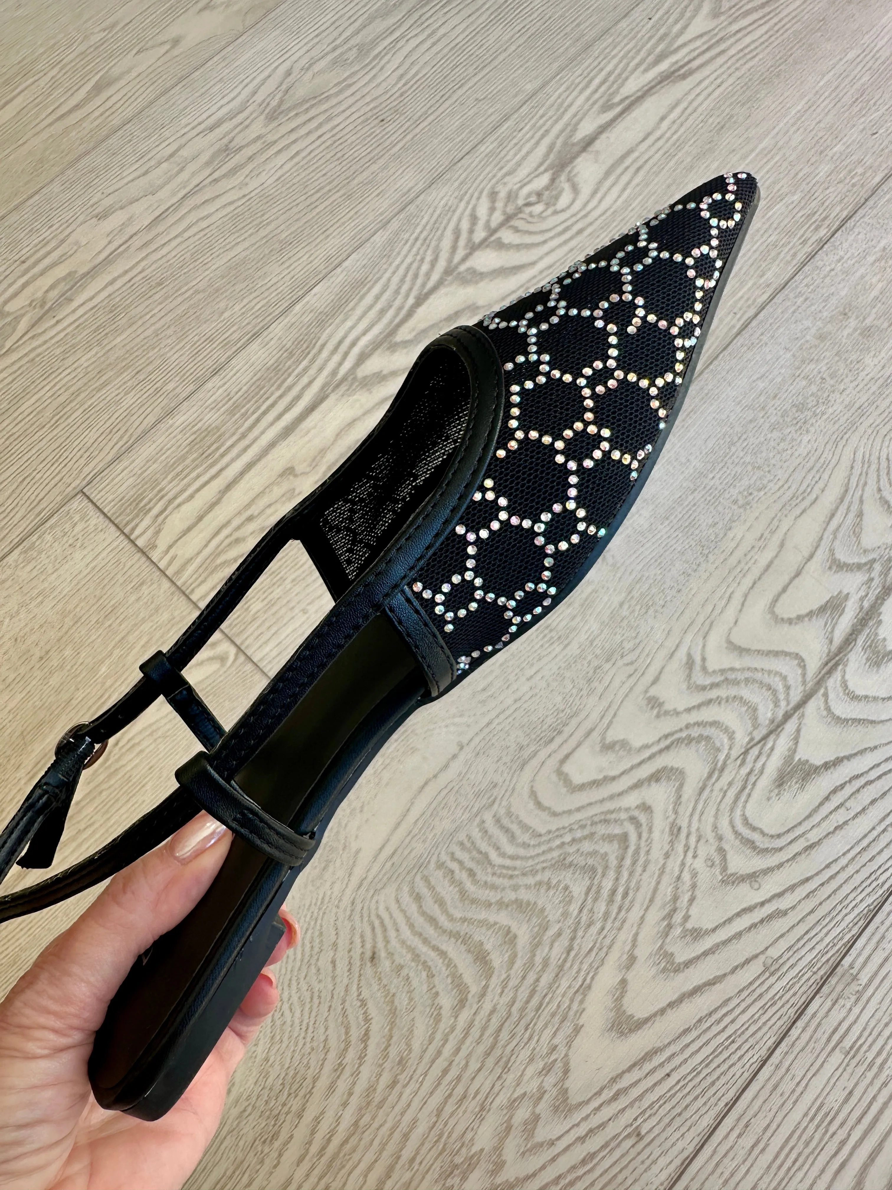 NEW!! The Muse Slide in Black
